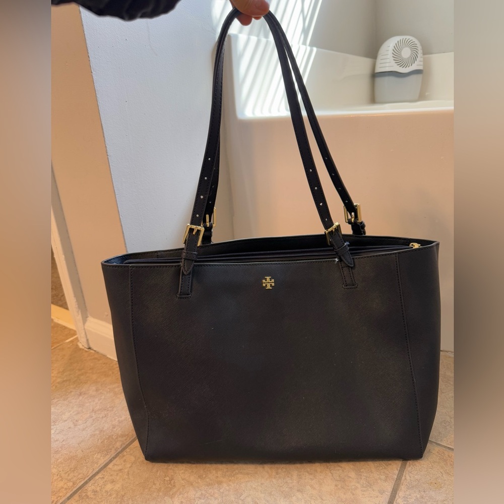 Tory Burch York Buckle Leather Tote Bag in Navy Blue